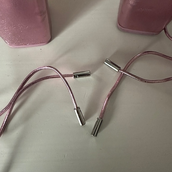 Like New Steve Madden Manzie Metallic Pink Platforms - Picture 10 of 12